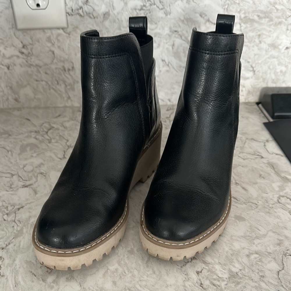 DV by Dolce Vita Black and Tan Ankle Boots with Elastic Panels